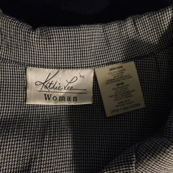 Kathy Lee Plus size woman's short sleeve pantsuit 3/ 25.00 - Picture 7 of 7